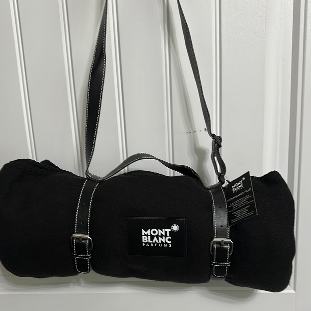 Nwts Mont Blanc Parfums Stadium Blanket